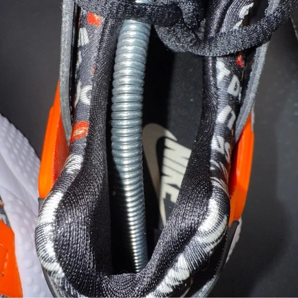 Size 11.5 - Nike Air Huarache Just Do It, AT5017-001, Clean, No Box, Gently Worn - Picture 5 of 11